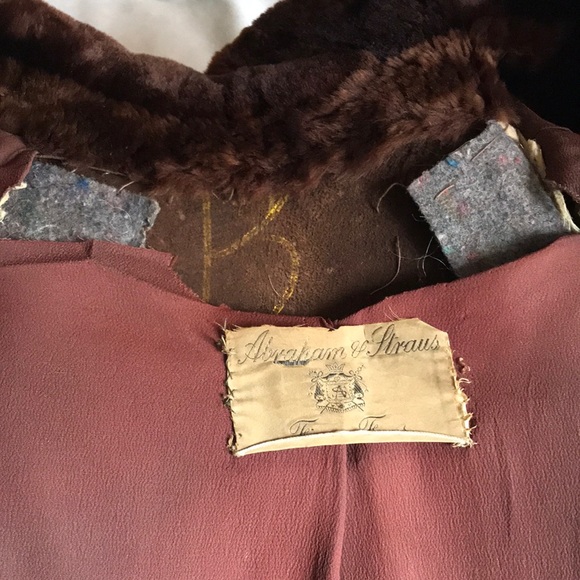 Women’s VINTAGE 1940S BEAVER FINE FURS COAT ABRAHAM & STRAUS Measurements in pic - Picture 12 of 16